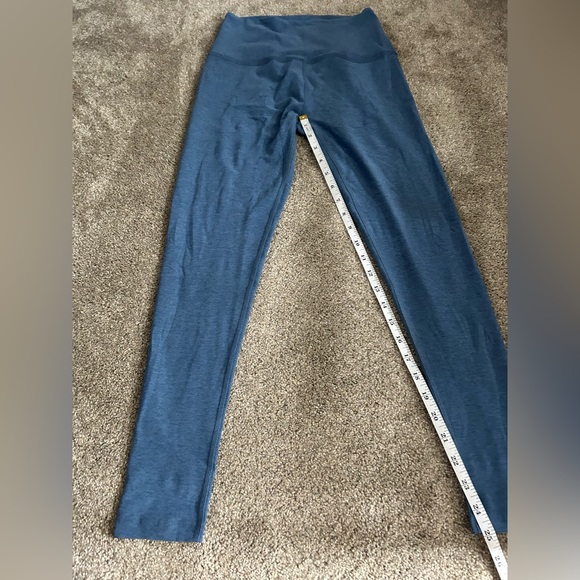 Beyond Yoga High Waisted Midi Leggings in Washed Denim! - Picture 6 of 6